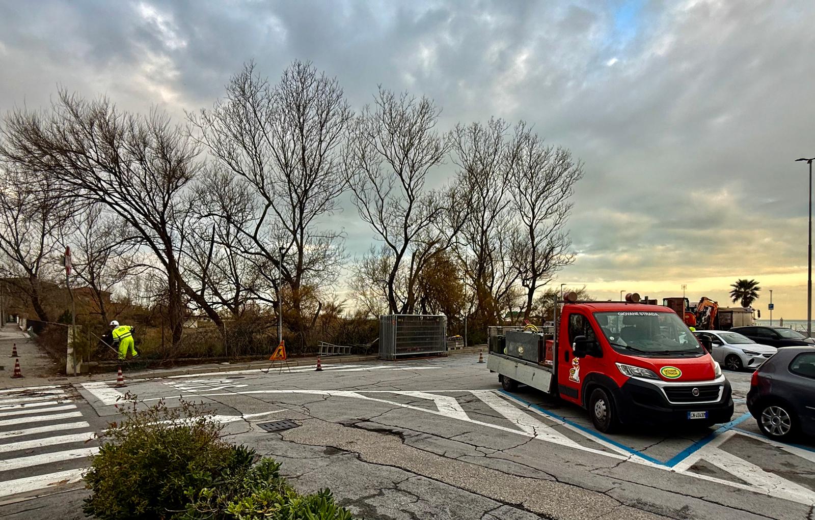 Viale D’Annunzio: partiti i lavori al Marano per la realizzazione della rotatoria all’incrocio con viale Angeloni 