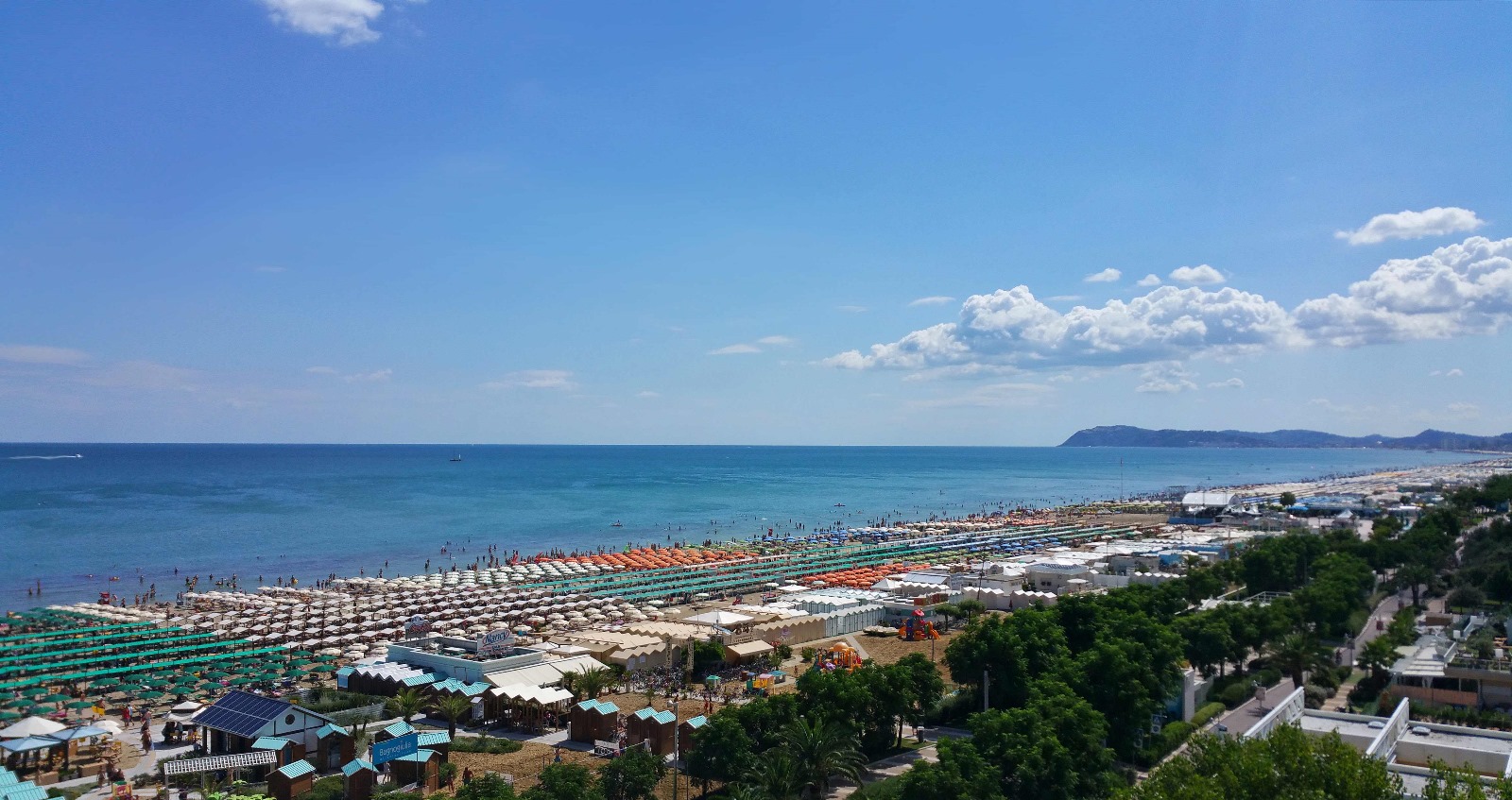 A Riccione le acque di balneazione certificate eccellenti per tutta la stagione estiva